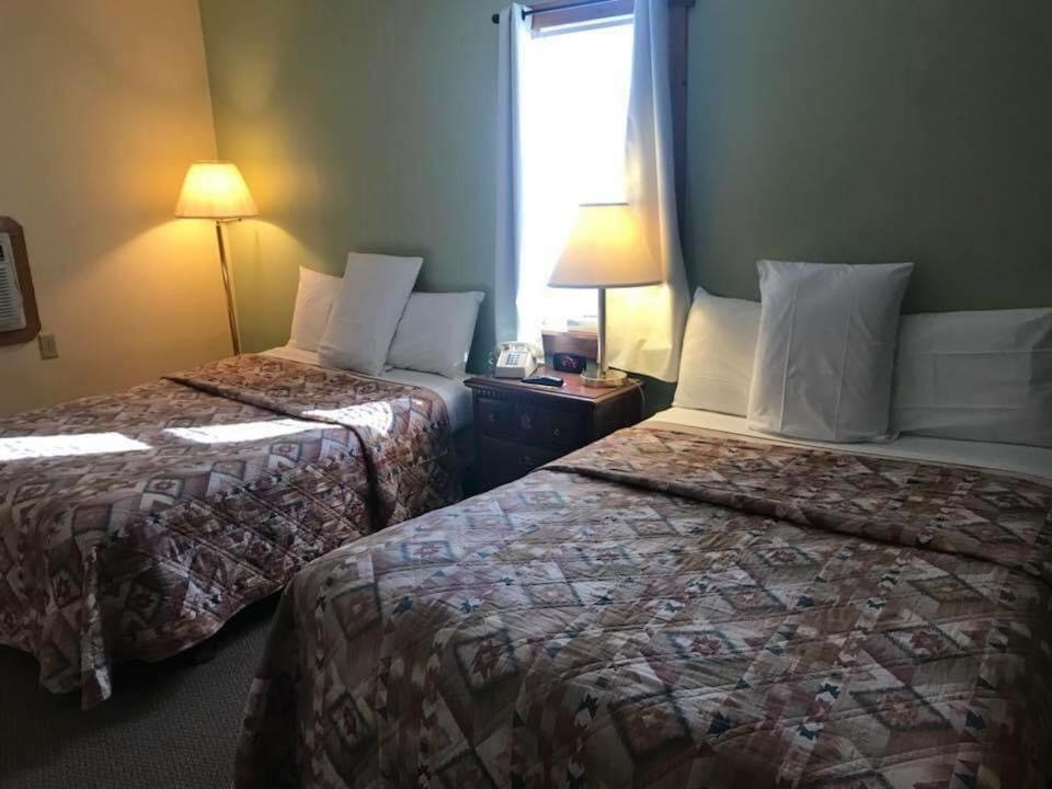 Gavin'S Iris H Country Inn Cornwallville 외부 사진