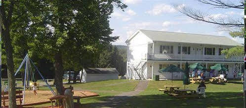 Gavin'S Iris H Country Inn Cornwallville 외부 사진